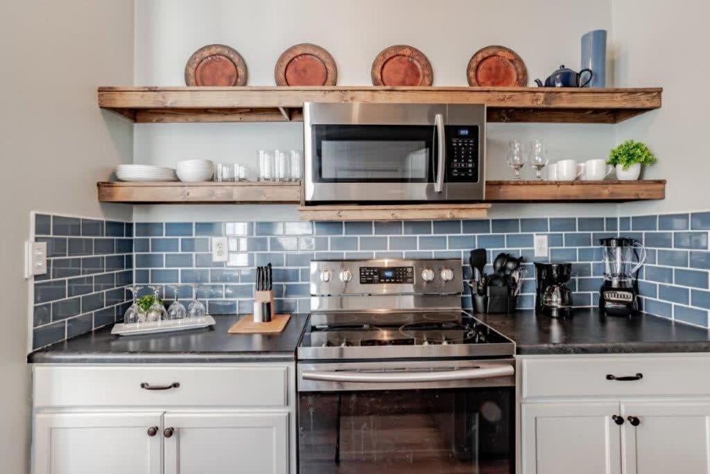 Apartment Dauphin District Darling #4 Downtown, Dining *